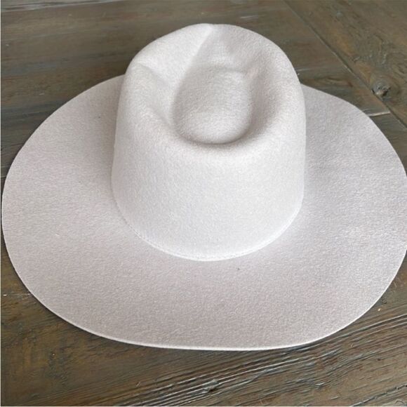 NWT Wyeth Anthropologie Lilac/Purple Pearl Trim 100% Wool Boater Hat - Picture 5 of 8